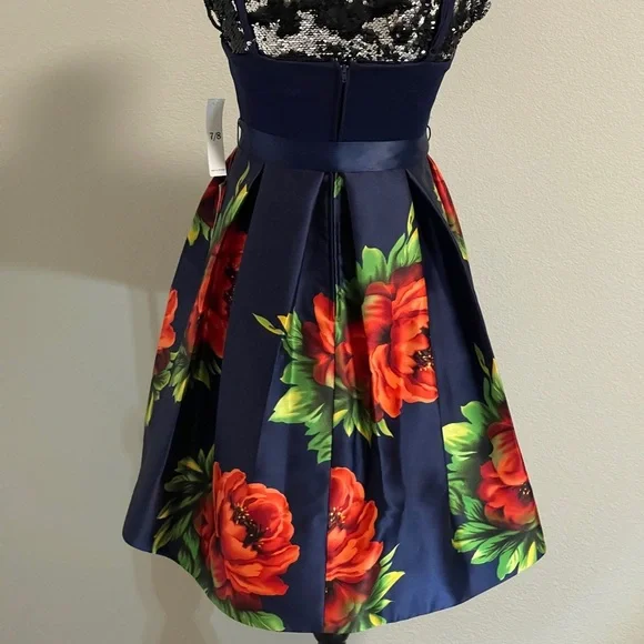 TeezeMe Occasion Dress - Picture 3 of 7